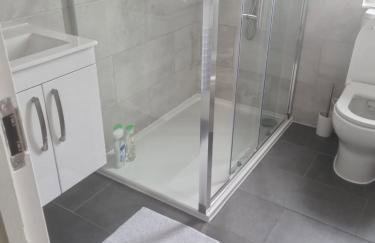 Sleek Sleeps 6 Sunset Views Family friendly - Foto 22