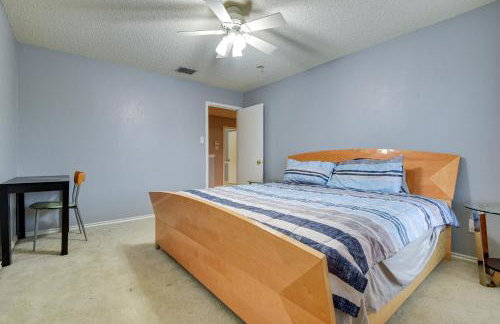 Family-Friendly Arlington Home with Private Yard! - Foto 29