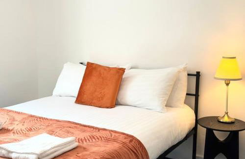 Entire 5 Bed New Home - Southampton Centre - 4BDRM - Foto 23