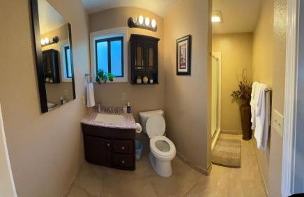 Centrally located adu - Foto 18