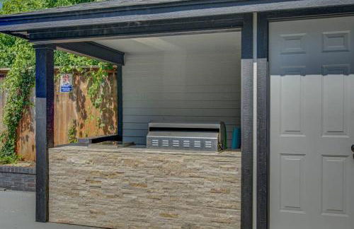 Entire Cozy Getaway with Pool - Foto 33