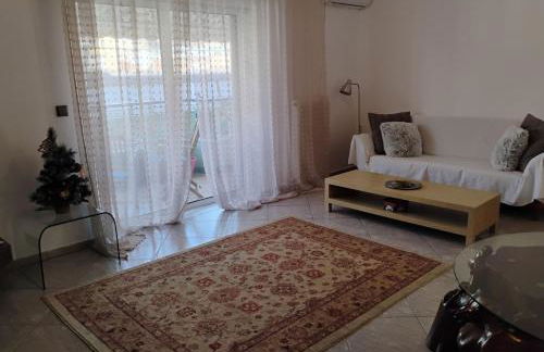 Comfortable Thermi apartment near SKG Airport - Photo 12