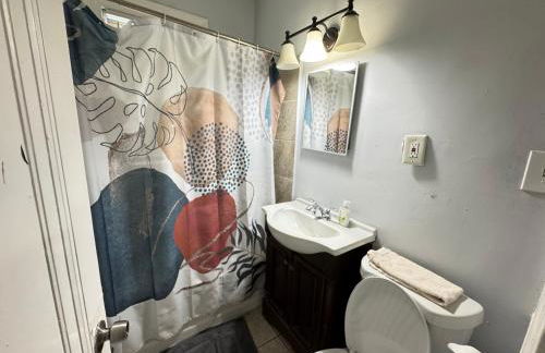 COZY Apartment in DC 2BR with Parking - Foto 10