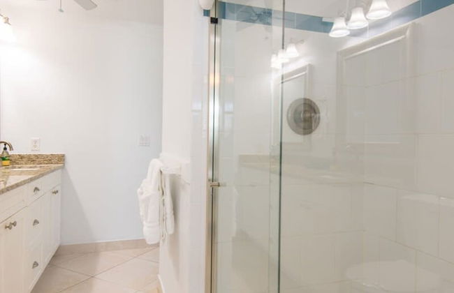 Fort Pierce - 2BD 2BA Tropical Surfside Retreat - Photo 11