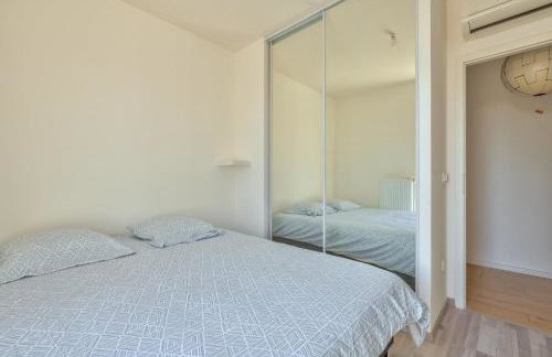 Stunning 2BR Flat with Terrace and private parking - Foto 18