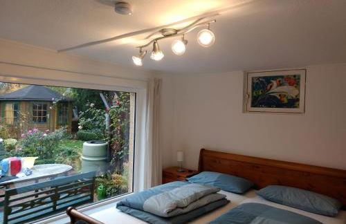 Ruhiges, gemütliches Zimmer mit Bad für 2 Personen, mit Gartenterasse - Foto 13