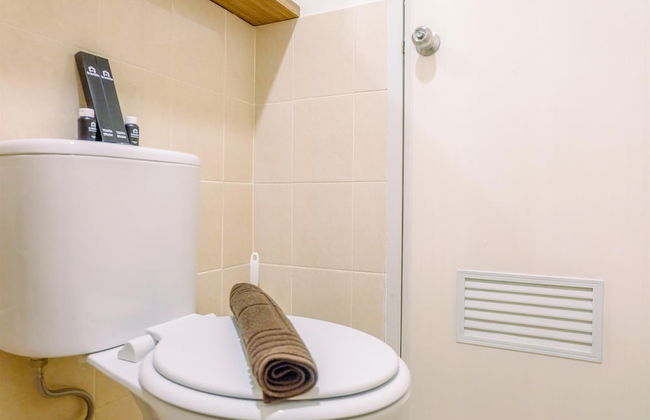 Fancy and Nice Studio at Podomoro Golf View Apartment - Photo 10