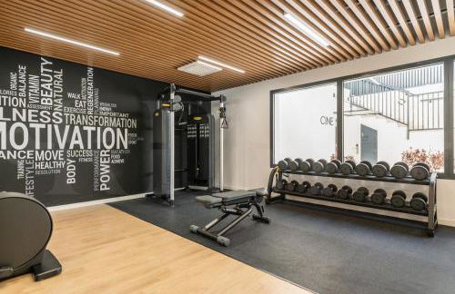 Elegant 2 bedroom gem with terrace and parking REMS - Foto 24