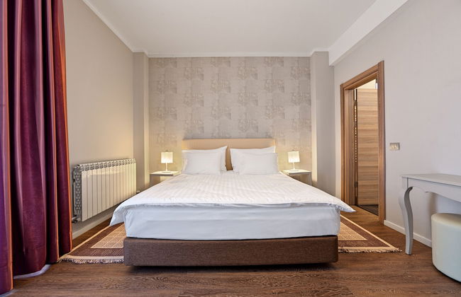 Tomis Garden Aparthotel - Photo 12