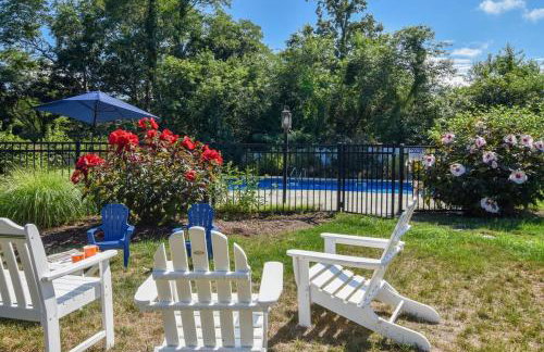 Beautiful Spacious Family Retreat w Pool - Foto 32