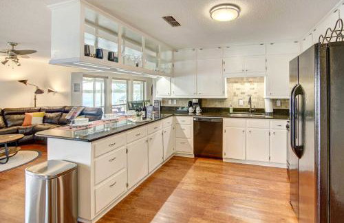 Mineola Lake House w/ Dock & Fire Pit! - Foto 9