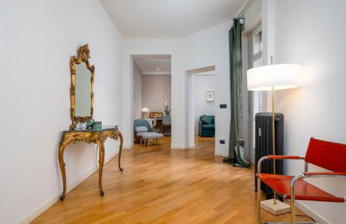 Casa Lusso con 3 Camere con Affaccio Esclusivo su San Petronio - Foto 2