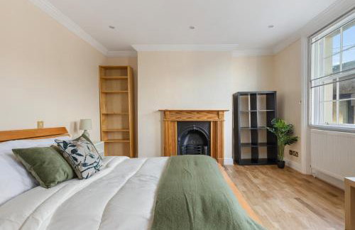 Parea Living - Spacious 4 Story House, Families, Big Groups - Foto 25