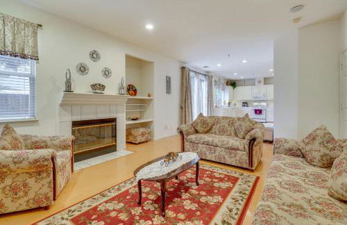 Centrally Located Home with Yard in Hayward! - Foto 8