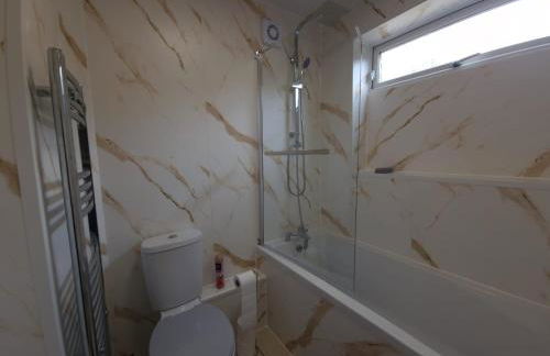 Beth House - Photo 4