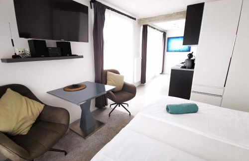 HH 01 by ROCKCHAIR - SUPERHOST Status - Modernes Apartment mit sonnigem Balkon & premium Boxspringbetten in Winterhude - Hamburg Top Geheimtipp - Foto 31