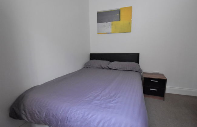 Argyle Apartments - Photo 1