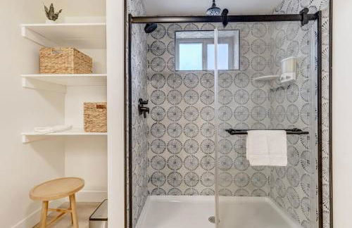 Sundance Retreat 2 King Beds Downtown & Kitchen - Foto 29