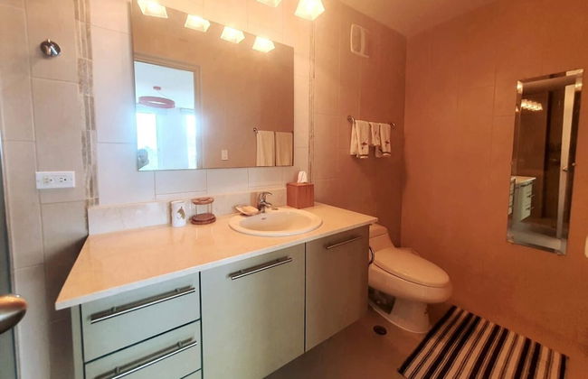 The Beach-front Condo by Acomodo Long Stay Only - Foto 24