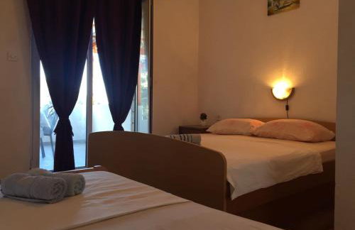 Apartments by the sea Cove Mala Pogorila, Hvar - 8952 - Foto 16