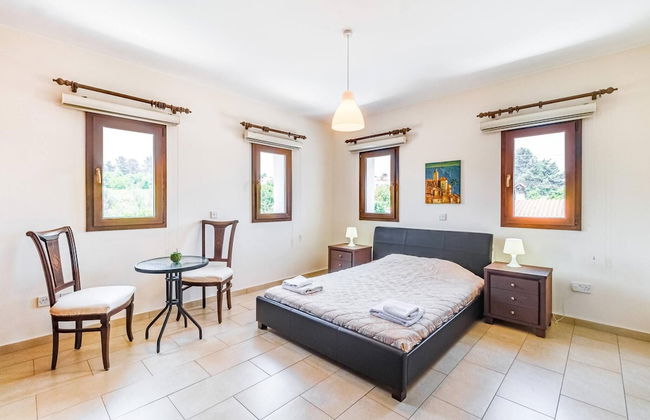 Villa Nikolina - 5 En-suite Bedrooms - Foto 2