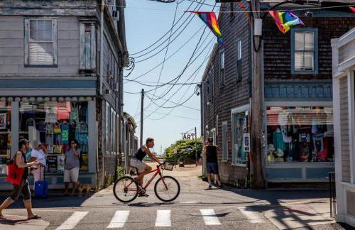 Rare Private Deck Dog Friendly Walk to Harbor - Foto 27