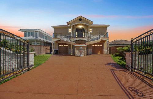 Charming 2 Story Retreat home - Foto 14