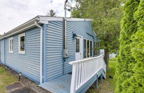 Waterfront Cottage on Lake George with 2 Docks! - Foto 26