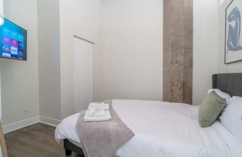 McCormick Place Amazing 2BR Suite with City View and Optional Parking for up to 8 guests Near Soldier Field and Lakefront Trail - Foto 8