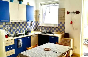 Appartamento rifinito con vista panoramica a 50 mt dal mare - Foto 7