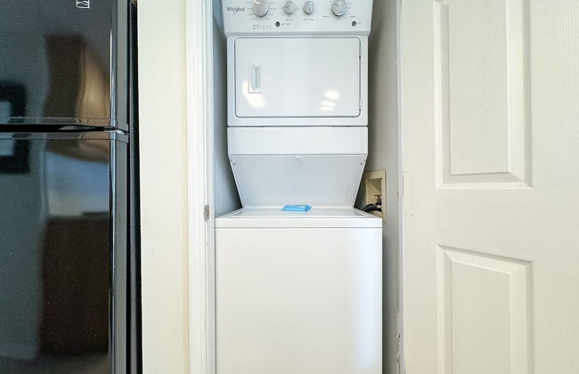 1br/1ba Sleeps 4 Near Beach w/ Breathtaking Ocean Views - Photo 26