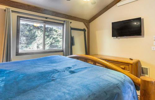 Wyoming Cabin with Hot Tub and Mountain-View Deck - Foto 19