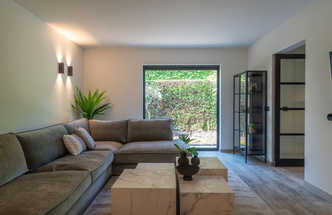 Relax in Kortrijk Luxury - Photo 15