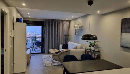 Flamenca Village Penthouse with Private Rooftop and Sea View - Photo 3