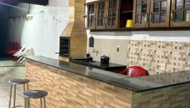 Casa com piscina, 3 quartos, 2 km das praias - Foto 4