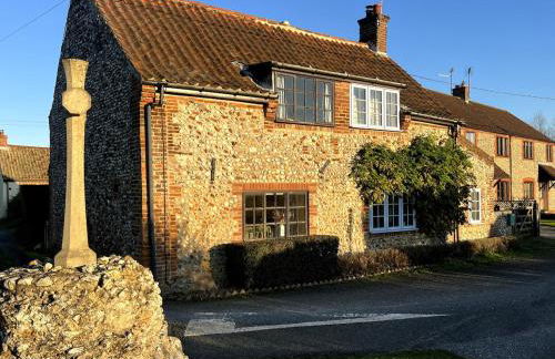 Pilgrims - Traditional flint cottage with open fire - Foto 18
