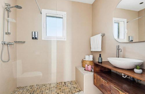 Villa Nuralux - Vistas Espectaculares, Piscina Privada y BBQ - Photo 6