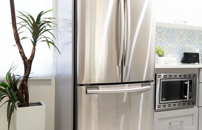 Modern Oasis - Photo 32