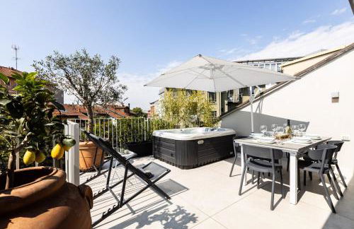 *Villa Olivo*with private terrace & Jacuzzi + 3bedrooms - Foto 1