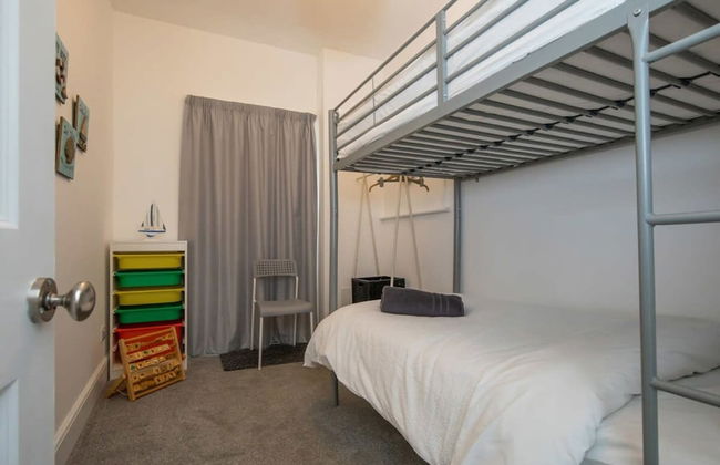 Absolute Beachfront With Decked Garden Oasis and Views - Foto 70