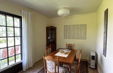 Ferienhaus am See auf großem Grundstück, Kaminofen - Foto 19