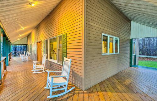 Spacious Oneida Retreat with Game Room! - Foto 33