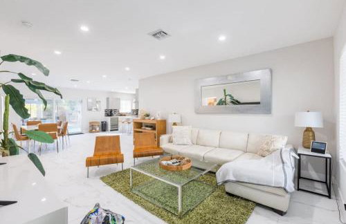 Olas Villa by Rove Travel - Home with Heated Pool - Foto 2