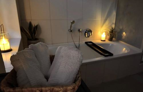 Designer-Apartment mit Balkon und Kaffeebar, Elbnah - Foto 40