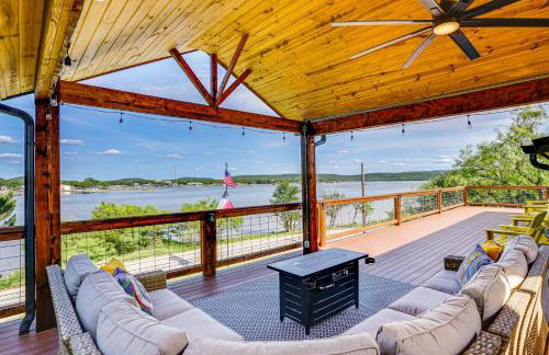 Lake View and Huge Deck Cozy Possum Kingdom Retreat - Foto 1