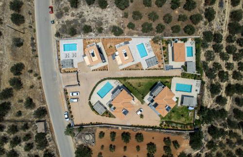 Utopia Luxury Villas - Photo 5