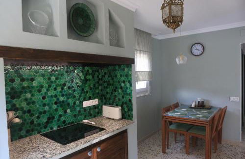 Newly furnished cozy house next to the beach - Foto 9