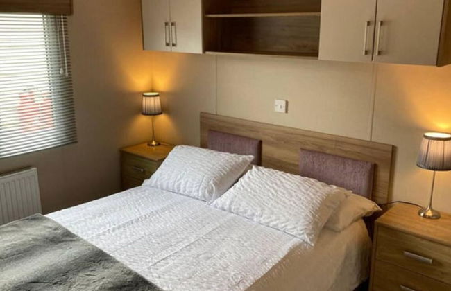 Luxury 2 Bedroom Holiday Home on Beachside Park - Foto 3