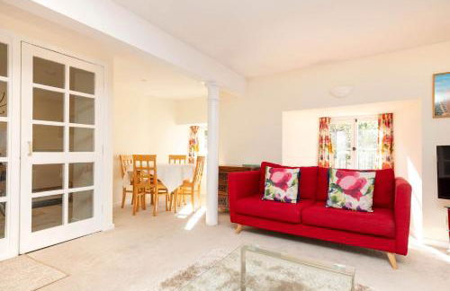 JOIVY Secluded Brewery Apartment - Photo 14