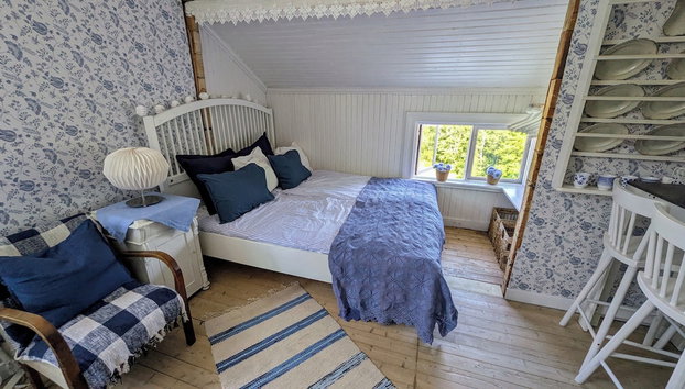 Bright and Spacious Living in Historic Building - Photo 3, Chambre